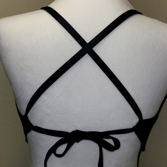 Shade & Shore, Womens Bikini Top, NWT and NWOT Black Size 34 and 38 DD - Picture 4 of 11
